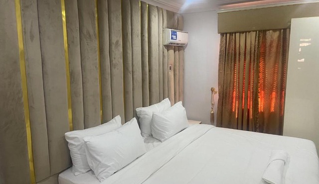 White Gold Hotel