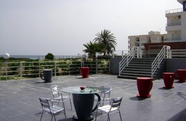 furnished studio in a Residence front of beach in Sousse