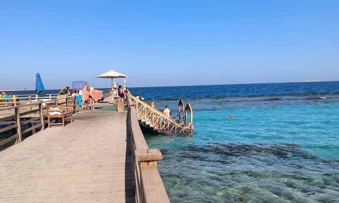 Sahl Hasheeh Apartment | Flat inside the hotel with heated pool and WiFi