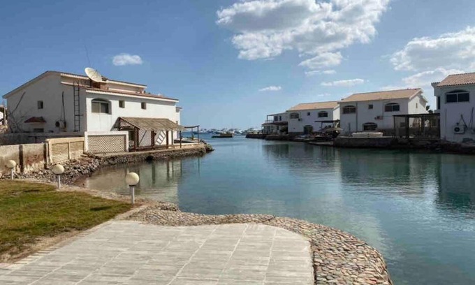 Al Mamsha El Seyahi Villa | Great sea front villa with a private beach, pool