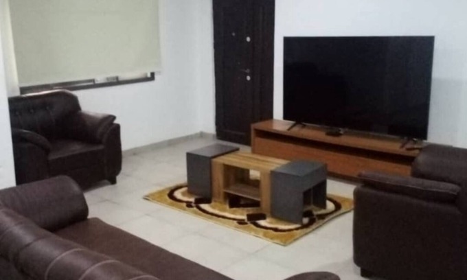 Ibadan Apartment | Ibadan Serviced Apartments. 24/7 power supply. Free WiFi. Pool. Gated Estate.