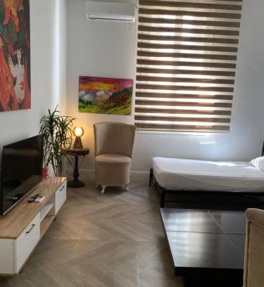 La Fayette Apartment | Lafayette Central Apartment