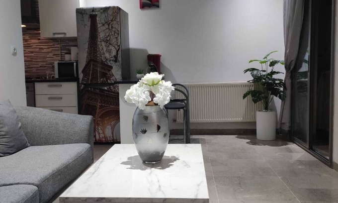 Eastern Khezama Apartment | Panamera 8 in the immediate vicinity of the beach, restaurants, cafes and shops
