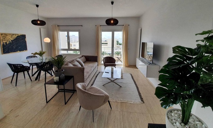 Les Berges Du Lac II Apartment | Prestige: Luxurious 120m2 next to UN offices Lac2