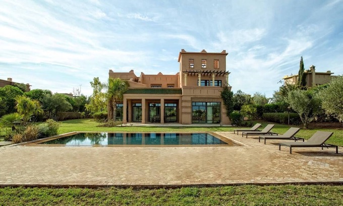 Tameslouht Villa | Samanah Luxury Villa with Private Pool and Golf