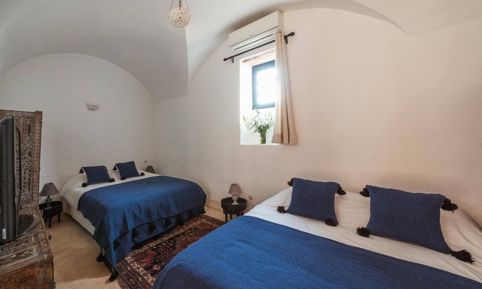 Oumnass House | Superior Familial Room