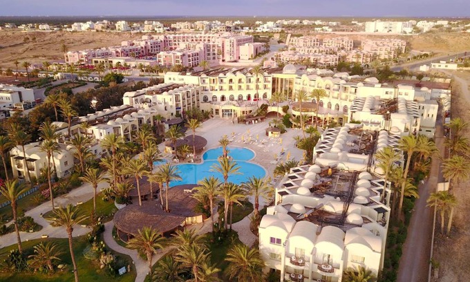 1e Arrondissement Zarzis Ville Hotel | 50 m² Hotel ∙ 127 guests