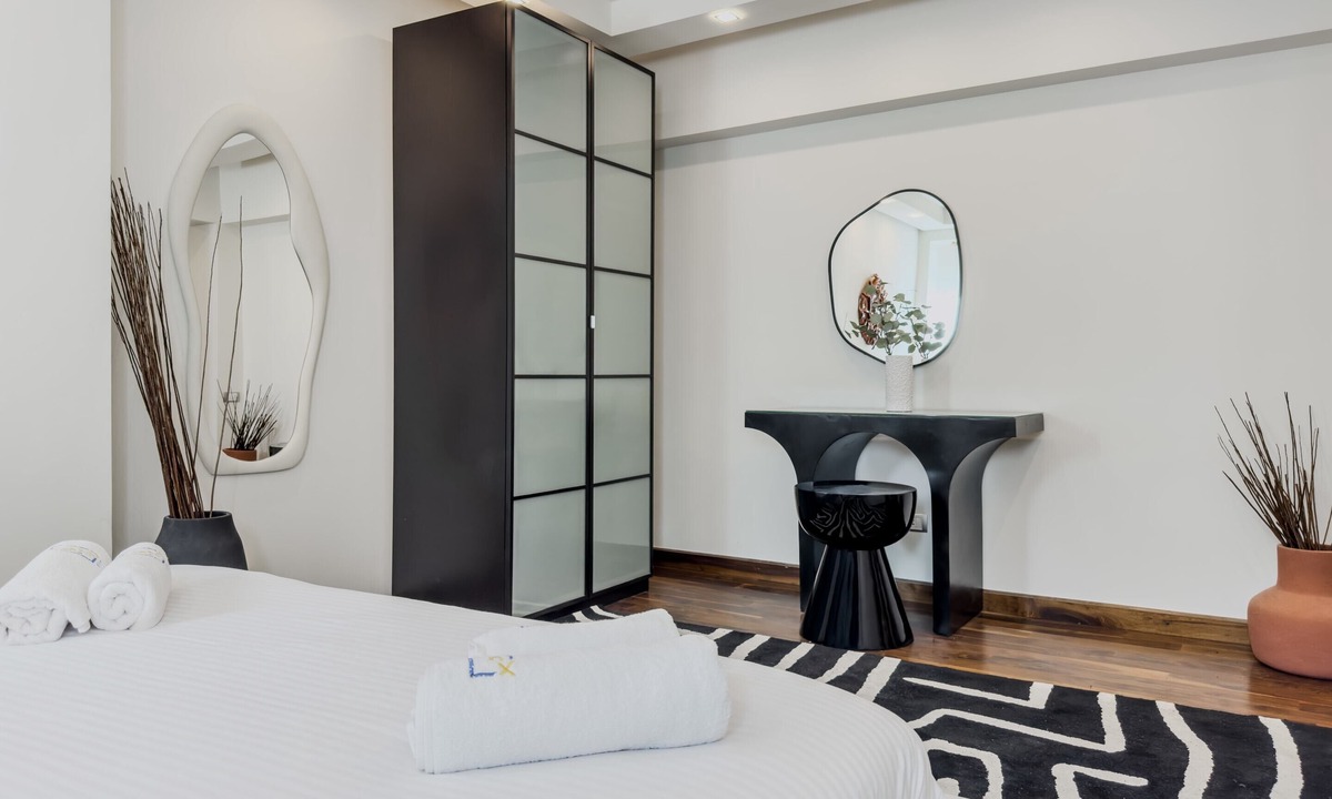 An-Nuzhah Apartment | Xuru Stays I The 3bdr Avant-garde Residence 5 min to Airport