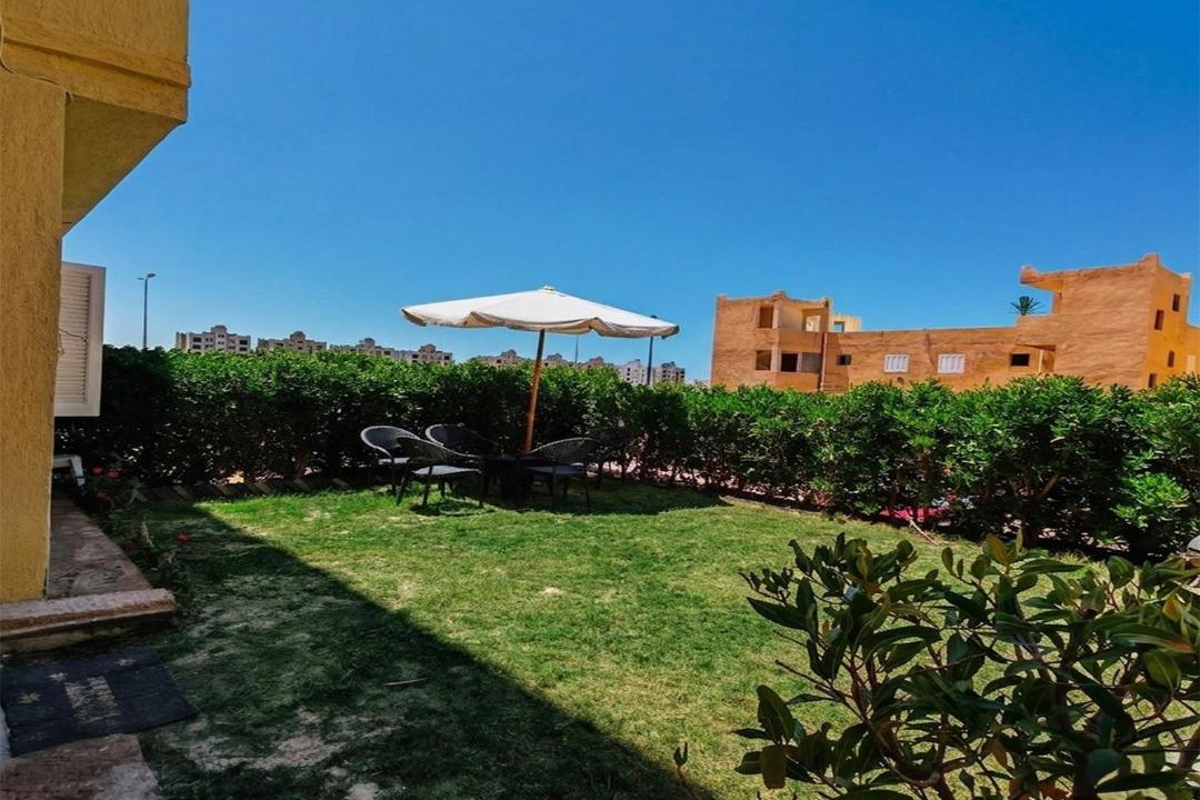 Dawwar Saqr Apartment | Doplex Beach Chalet with Private Garden in Reem ElFala Resort