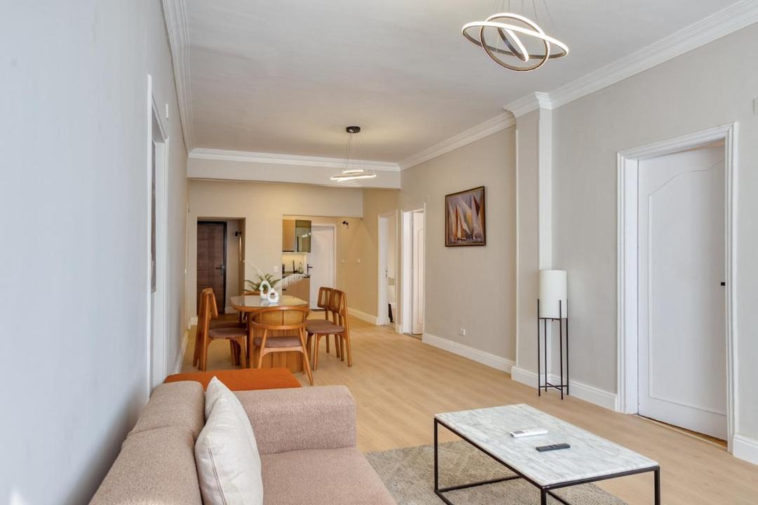 Al Manial Apartment | Huge Nile View Apartment Ideal for big groups
