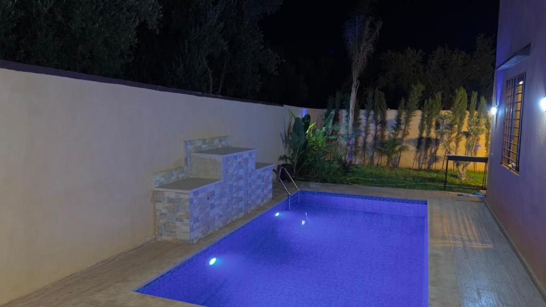 Ghmate Villa | Évadez-vous dans une magnifique villa neuve et contemporaine