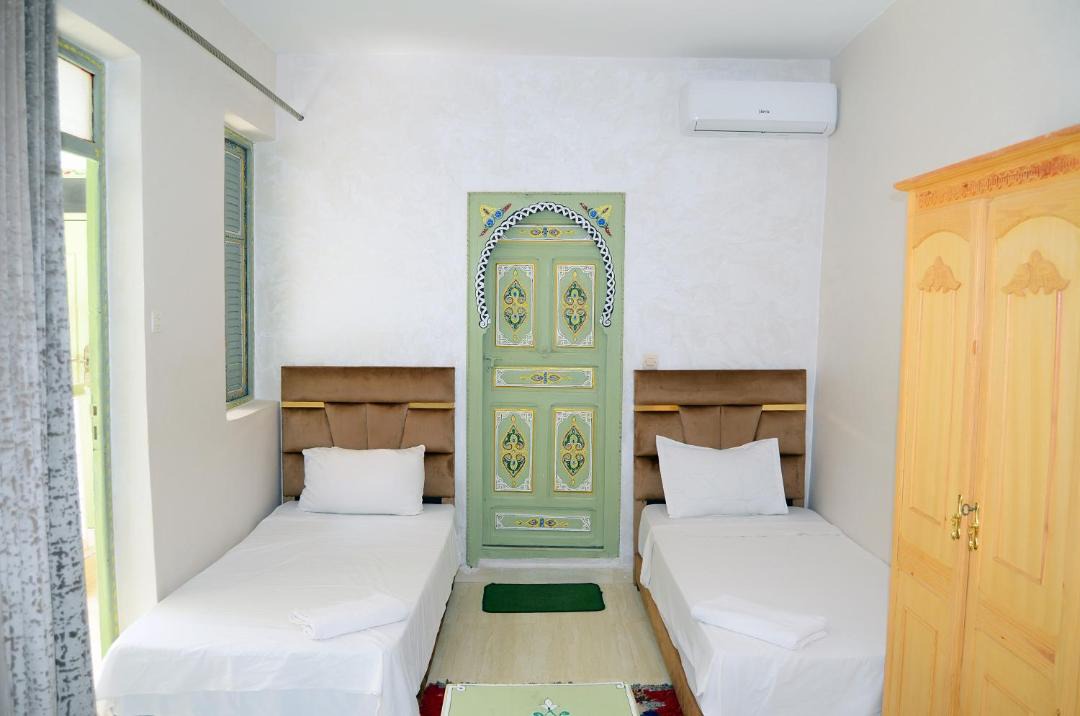 Zaouia Sidi Rhalem House | Riad Dar Lokman