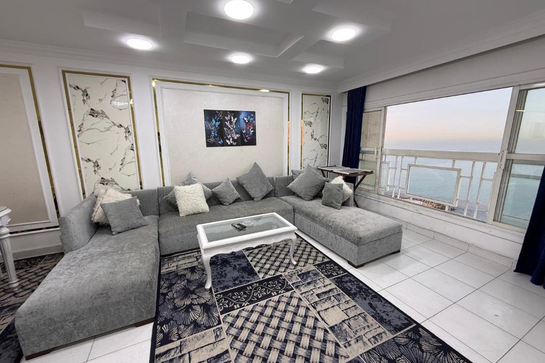 Ar-Raml 1 Apartment | Gleem sea view
