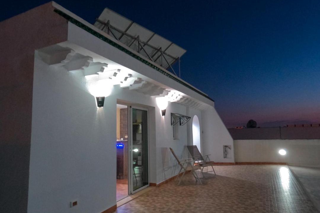 Cite El Habib Apartment | Cozy Studio with Rooftop Terrace & Cityscape Views