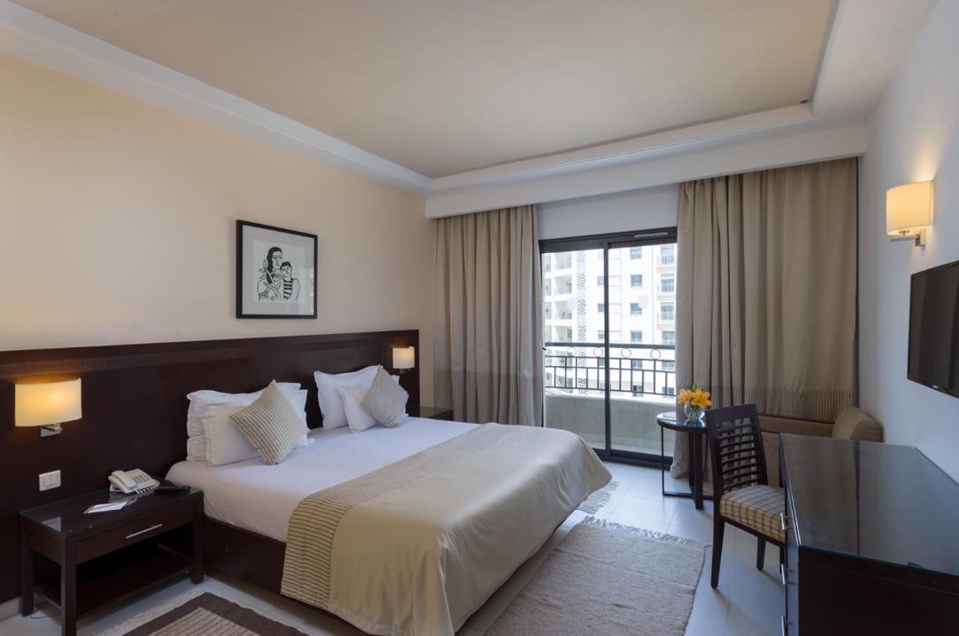Les Berges Du Lac II Hotel | Le Corail Suites Hotel