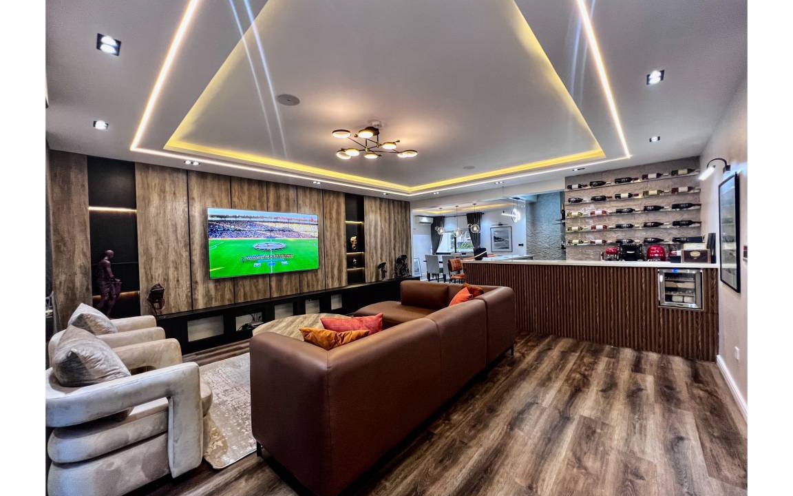 Photo of Livingroom in Ikoyi