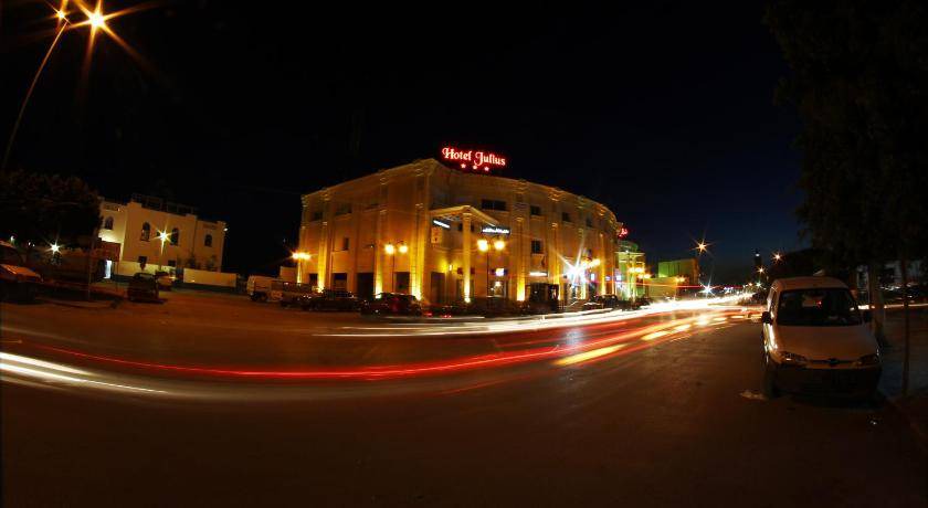 Photo of Others in El Djem