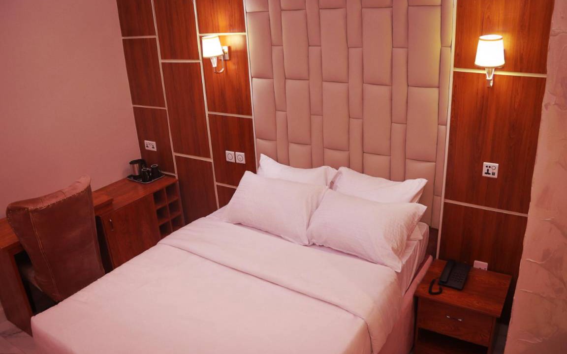 Photo of Bedroom in Elu