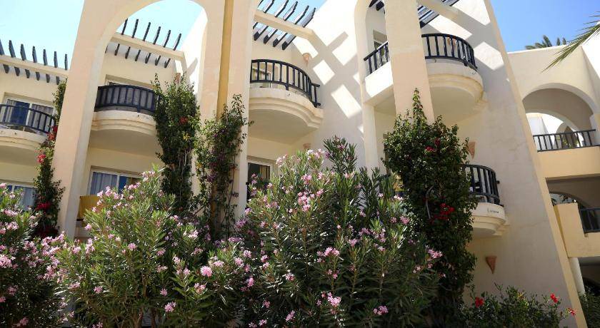 Photo of Patio Balcony in 1e Arrondissement Zarzis Ville
