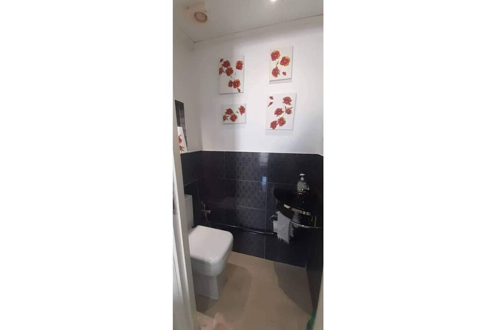 Photo of Bathroom in Houmt Souk