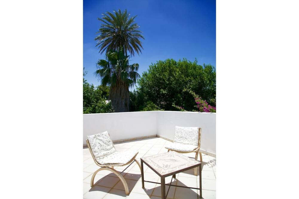 Photo of Patio Balcony in Salamboo