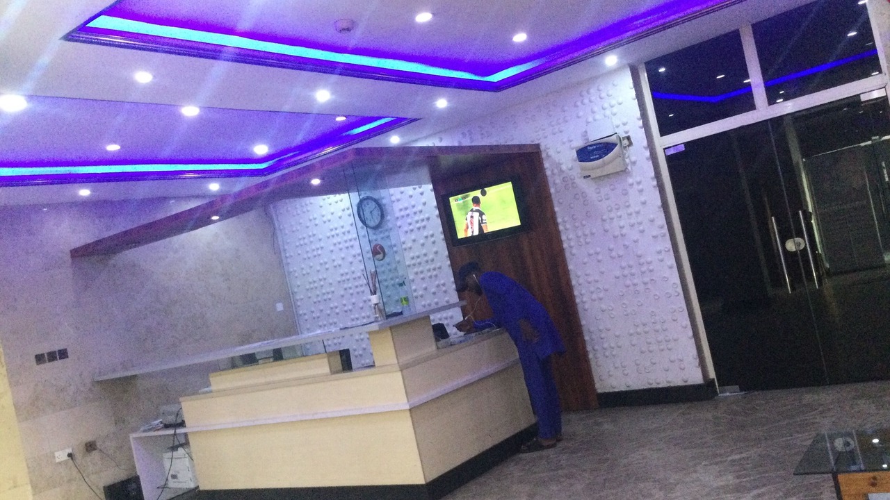 Photo of Others in Ofin
