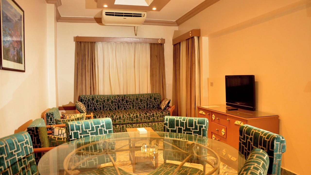 Photo of Bedroom in El Hadaba