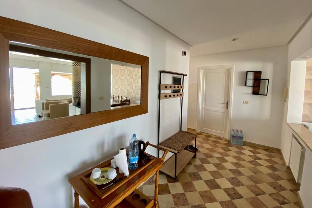 Photo of Livingroom in Hiboun