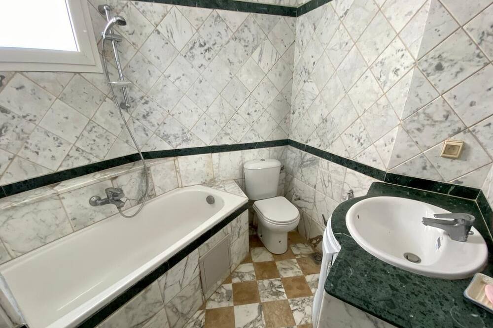 Photo of Bathroom in Hiboun