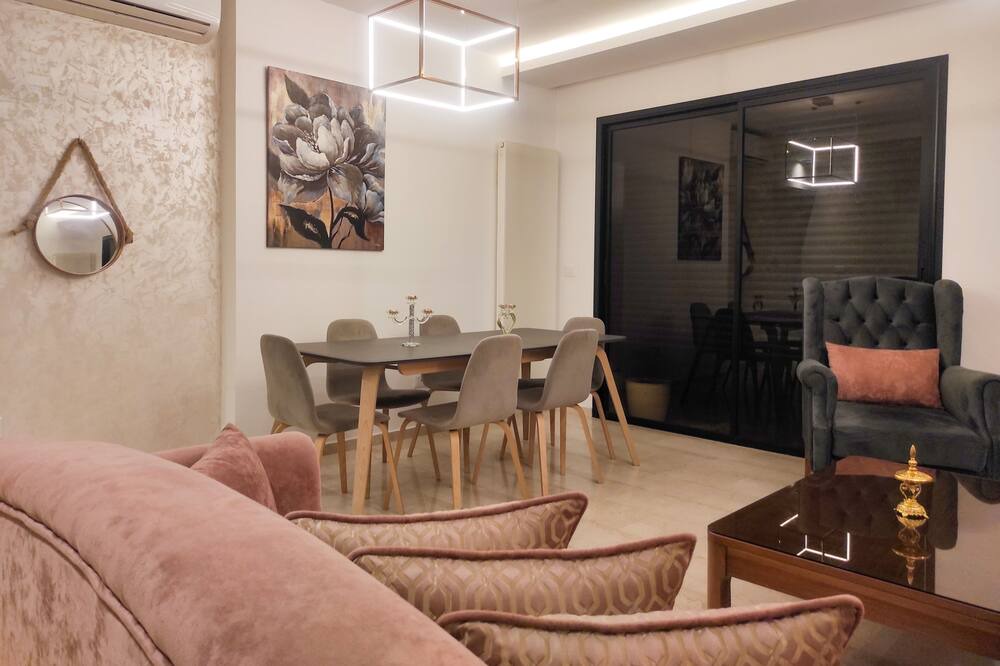 Photo of Livingroom in Aousja