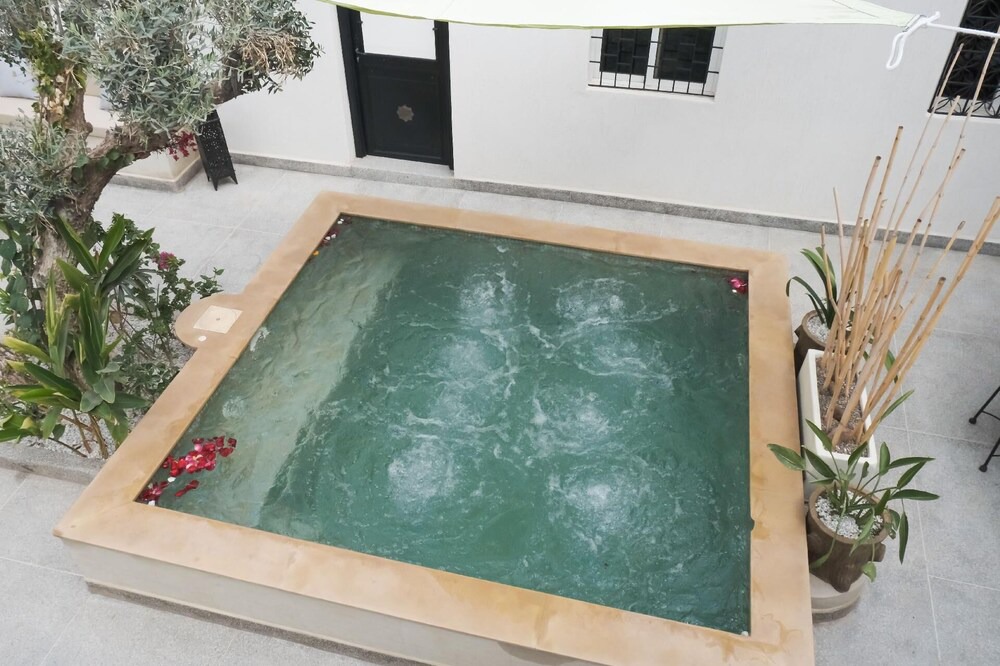 Photo of Outdoor in Lahebichate