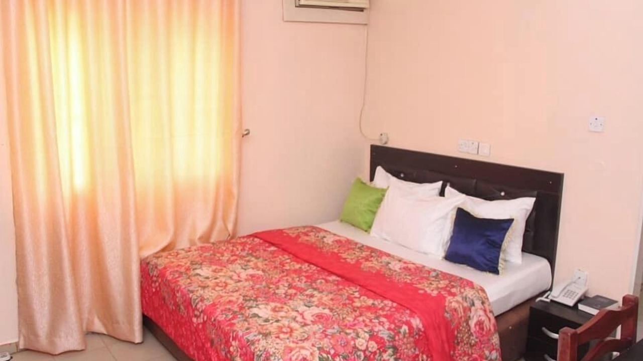 Photo of Bedroom in Jos