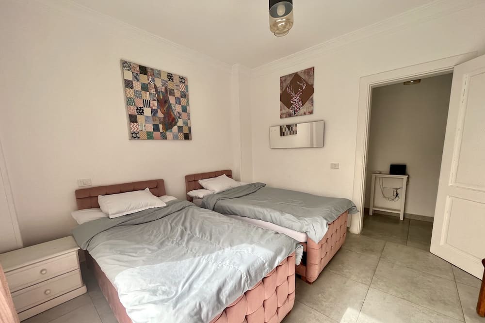 Photo of Bedroom in Sheikh Zayed City