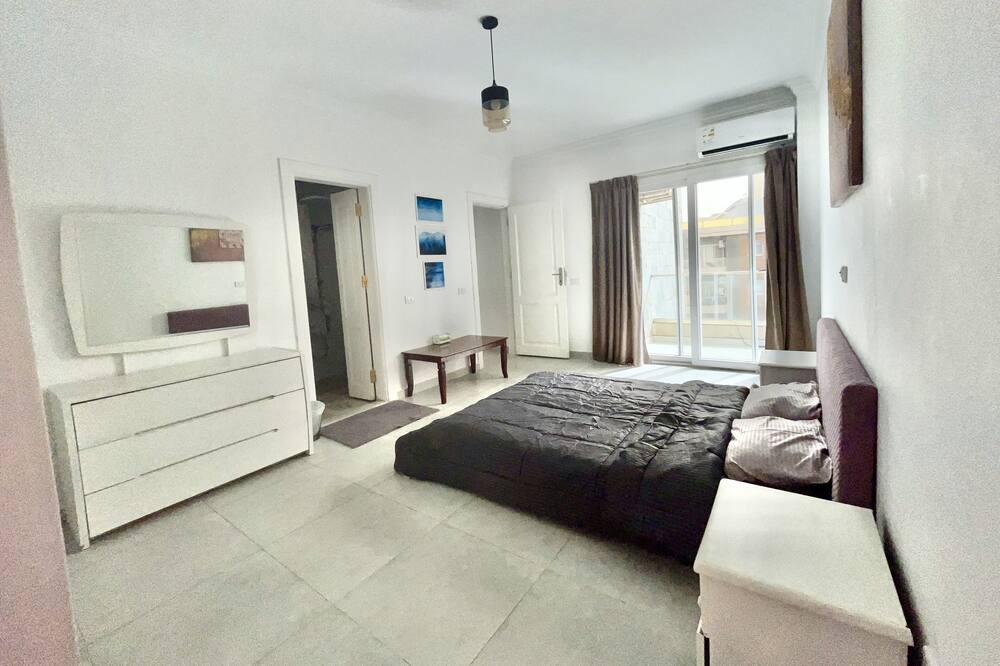 Photo of Bedroom in Sheikh Zayed City