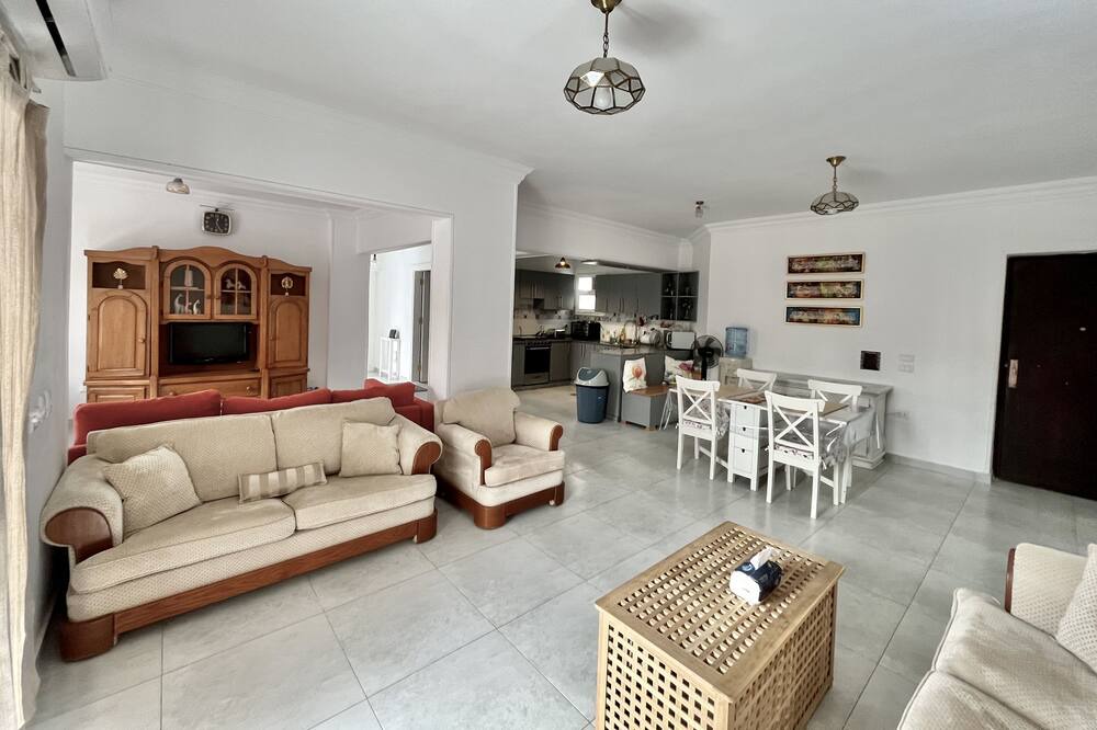 Photo of Livingroom in Sheikh Zayed City