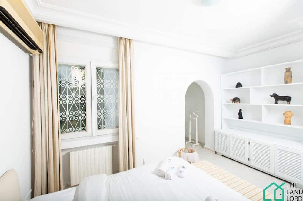 Photo of Bedroom in La Marsa
