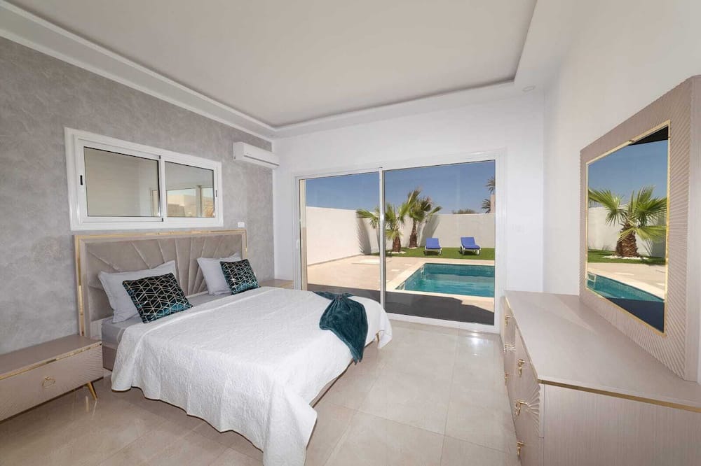 Photo of Bedroom in Arkou