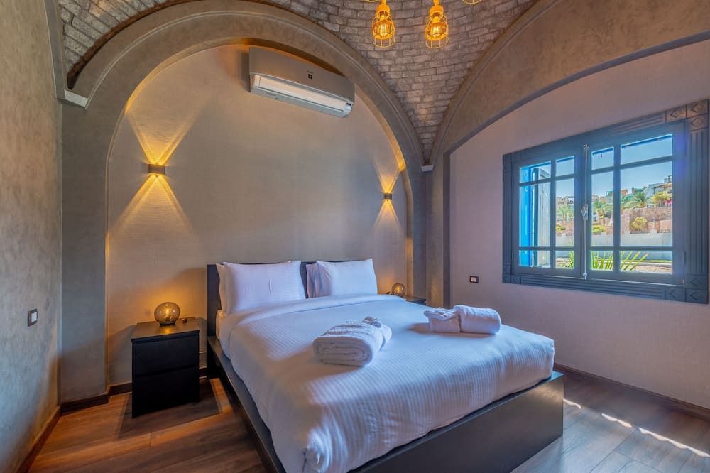 Photo of Bedroom in Sahl Hasheeh