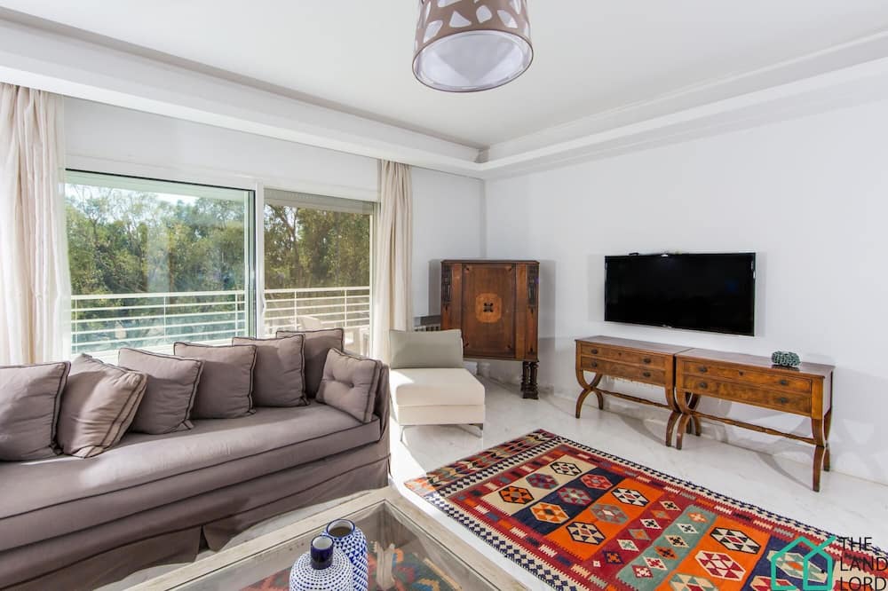 Photo of Livingroom in Ain Zaghouen Nord