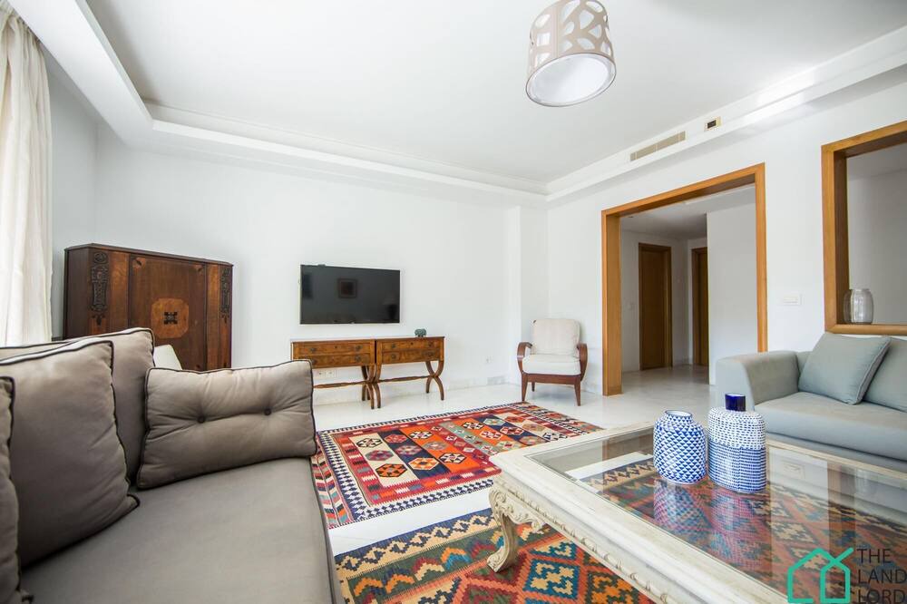 Photo of Livingroom in Ain Zaghouen Nord