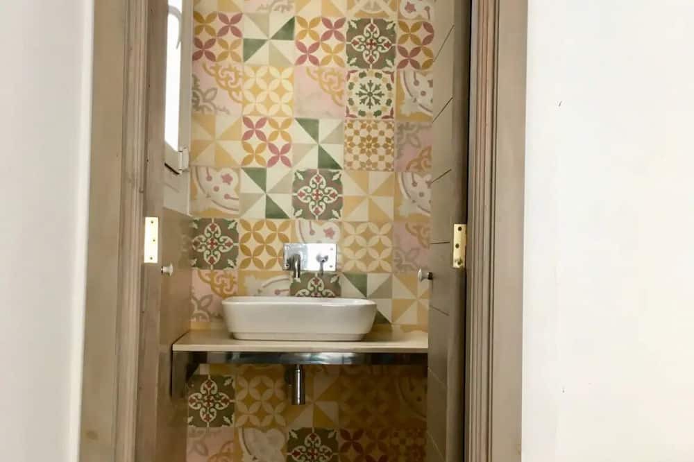 Photo of Bathroom in Aousja