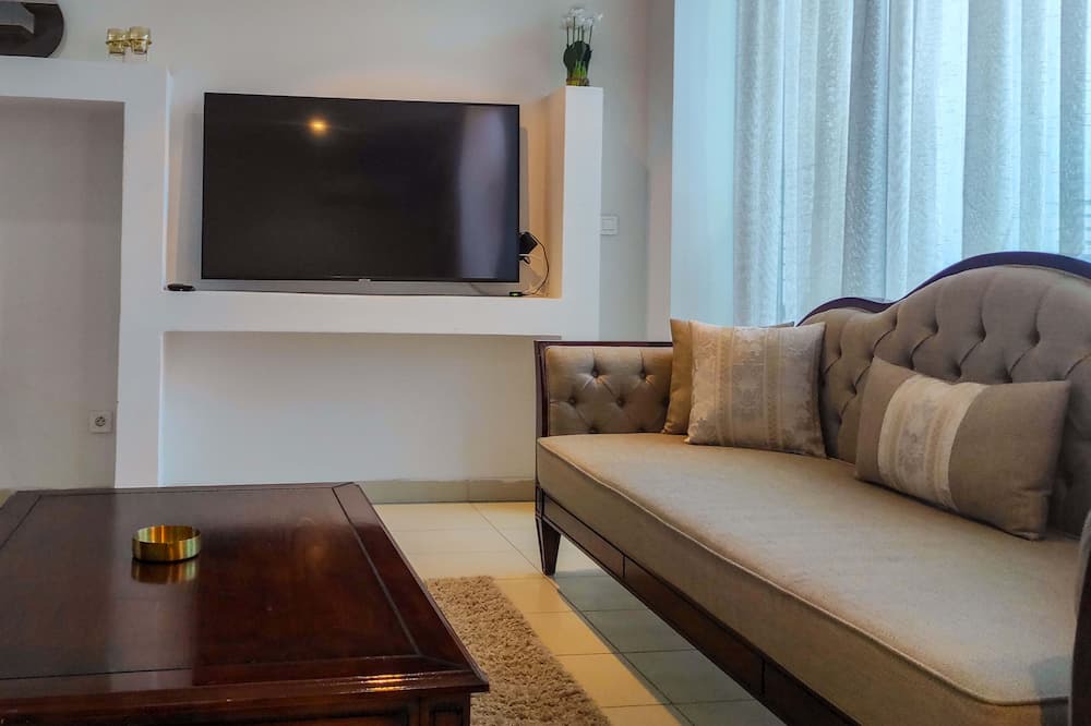 Photo of Livingroom in Les Berges Du Lac II