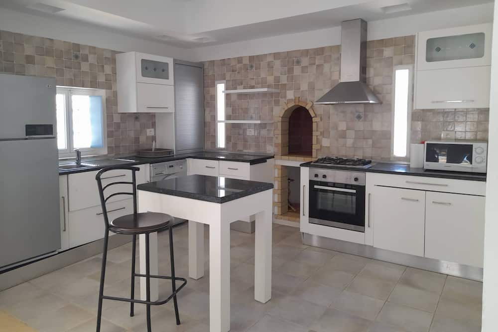 Photo of Kitchen in Mezraia