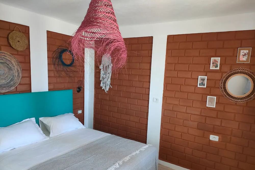 Photo of Bedroom in Fahs