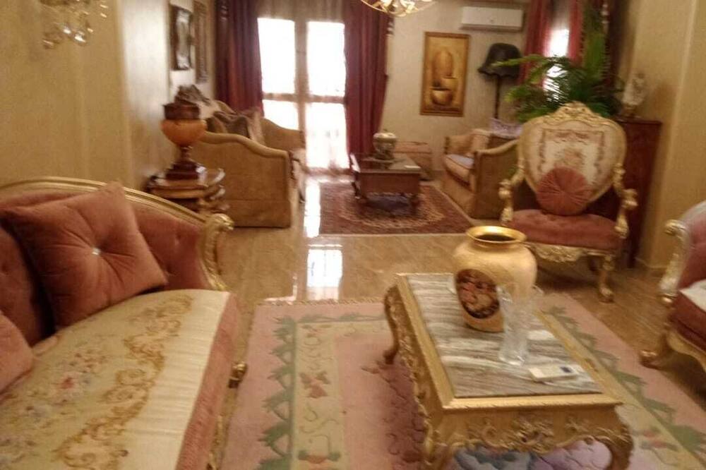 Photo of Livingroom in Pyramids Gardens