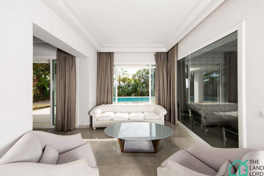 Photo of Livingroom in Les Berges Du Lac II