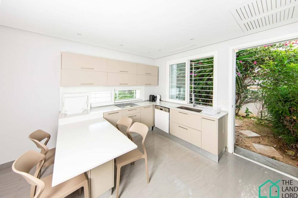 Photo of Kitchen in Les Berges Du Lac II