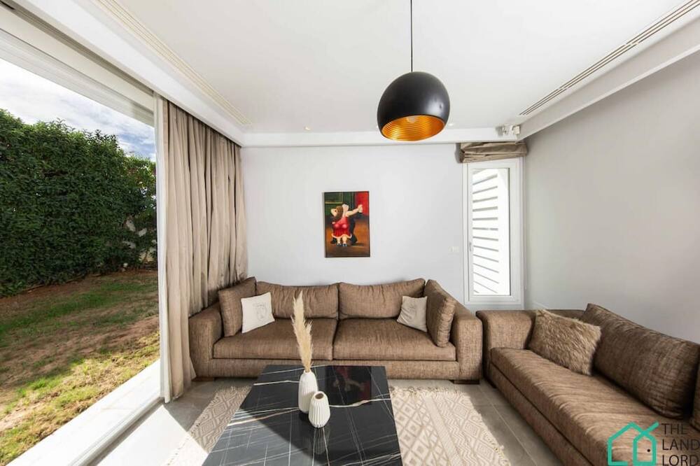 Photo of Livingroom in Les Berges Du Lac II