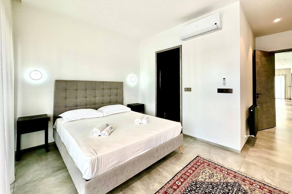 Photo of Bedroom in La Soukra