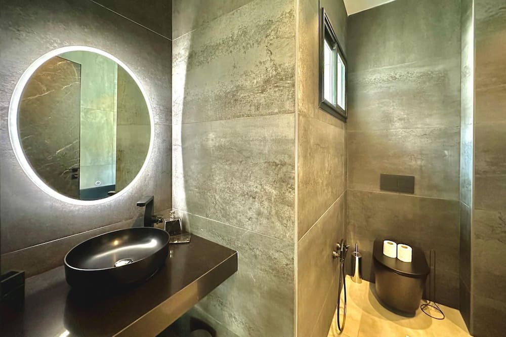 Photo of Bathroom in La Soukra